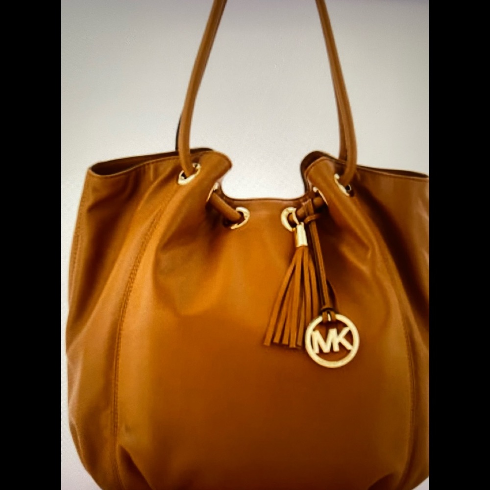 MICHAEL Michael Kors Large Ring Tote - Picture 1 of 8